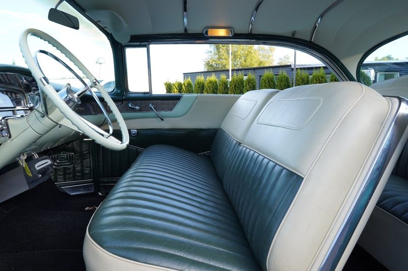 Cadillac Coupe DeVille bild 14