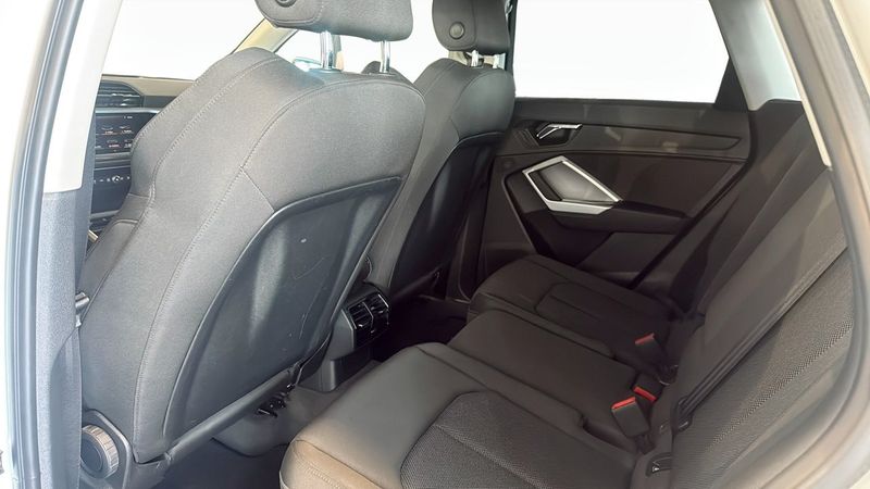 Audi Q3 bild 11