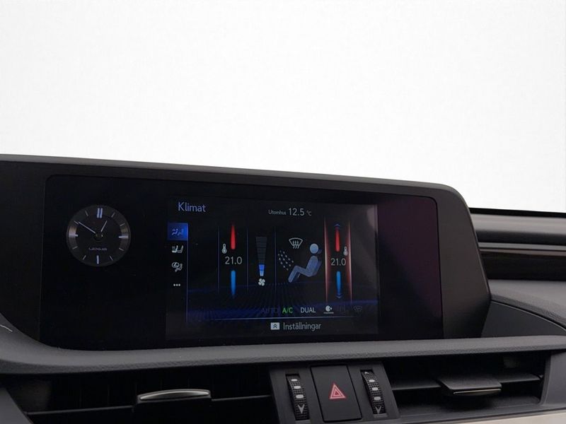Lexus ES bild 23