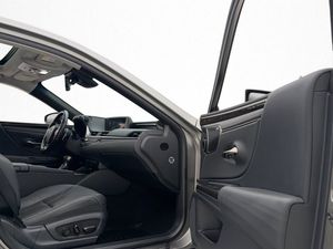 Lexus ES bild 13