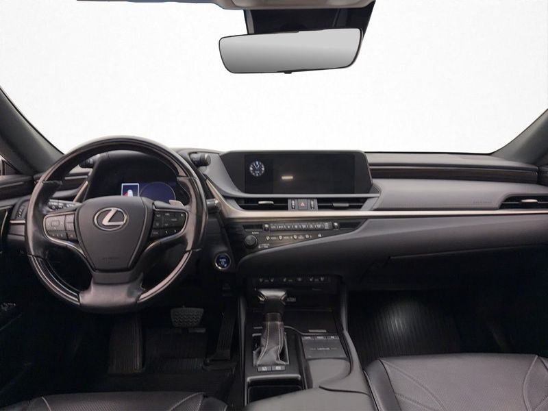 Lexus ES bild 15