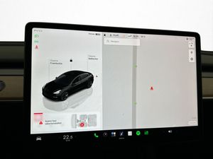 Tesla Model 3 bild 27