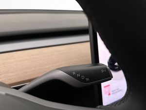 Tesla Model 3 bild 26