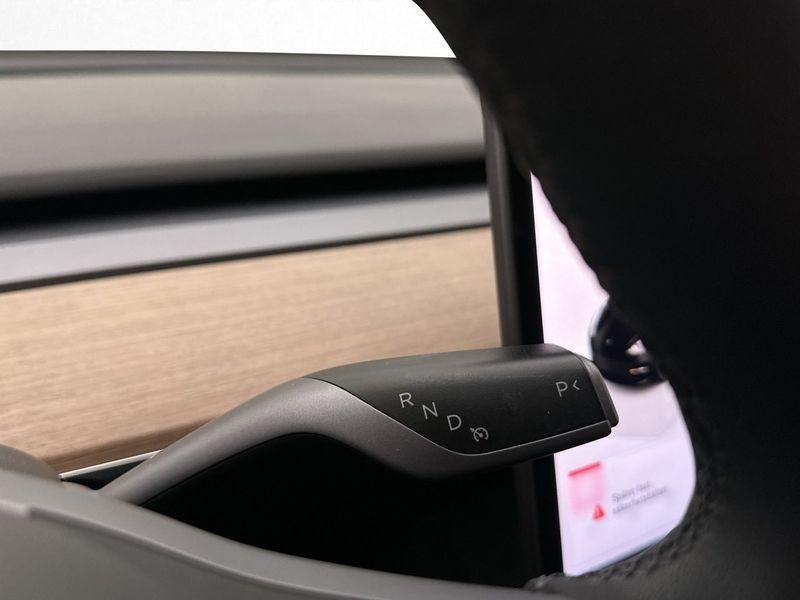 Tesla Model 3 bild 26