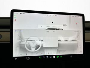 Tesla Model 3 bild 30