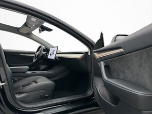 Tesla Model 3 bild 16