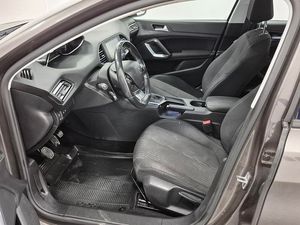 Peugeot 308 bild 2