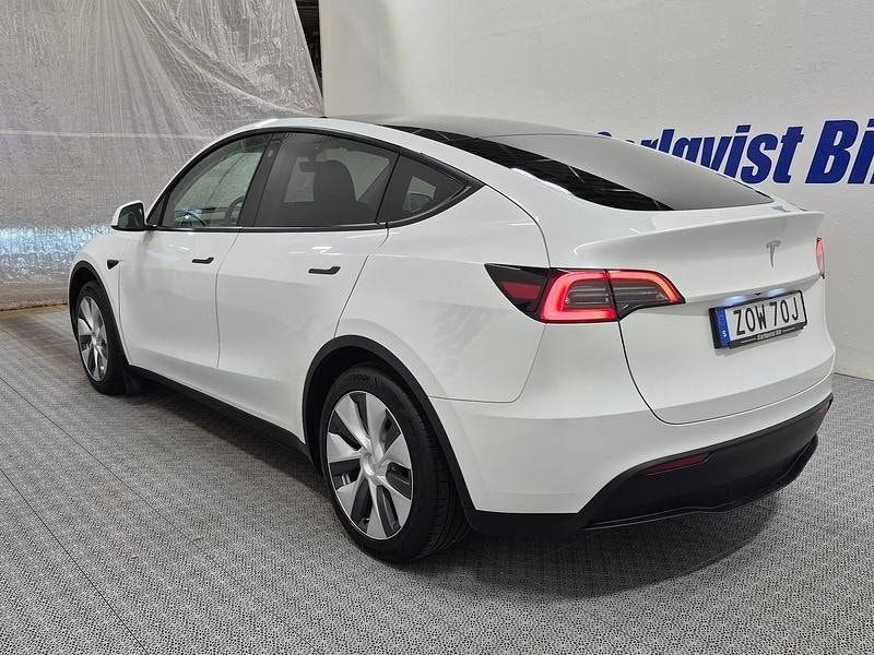Tesla Model Y bild 5