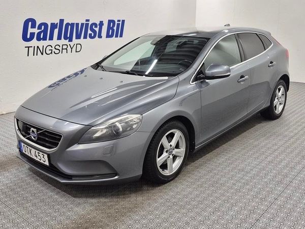 Volvo V40 D2 - 2015