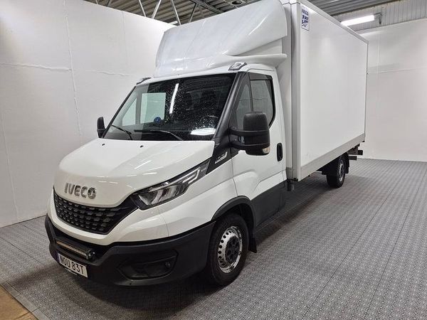 Iveco Daily 35-160 PÅBYGGT SKÅP MED LIFT - 2021