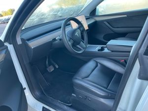 Tesla Model Y bild 5