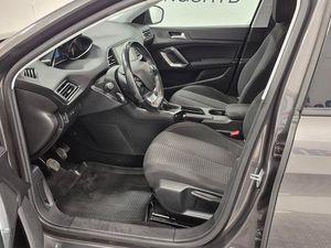 Peugeot 308 SW bild 2