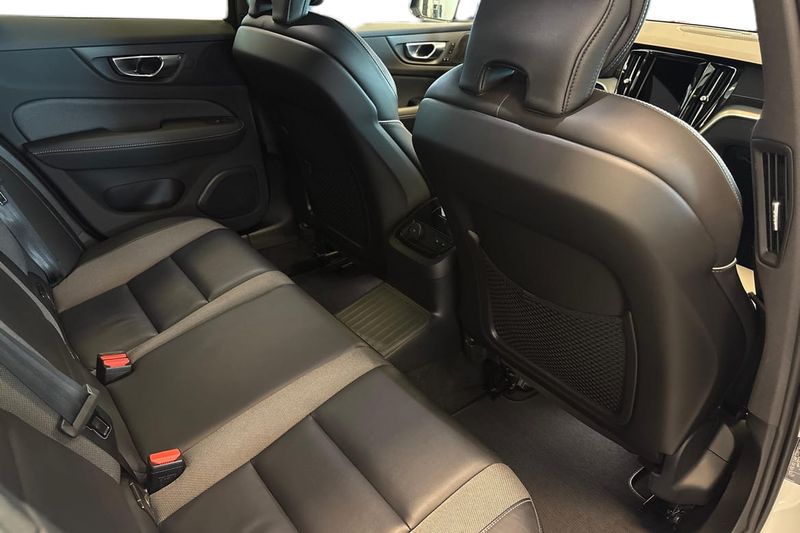 Volvo V60 bild 8
