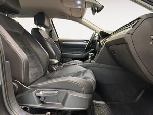 Volkswagen Passat bild 15