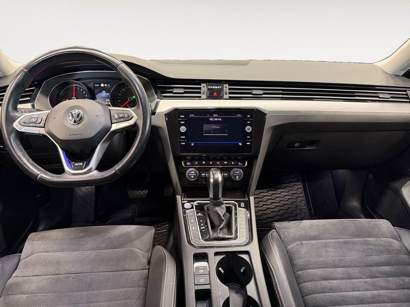 Volkswagen Passat bild 10
