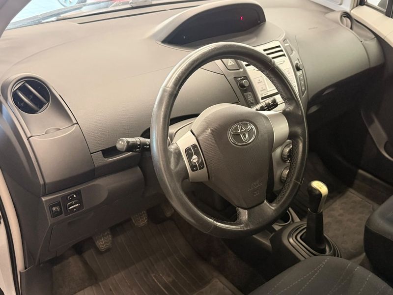 Toyota Yaris bild 7