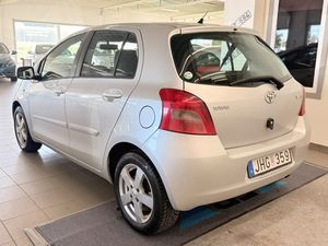 Toyota Yaris bild 14