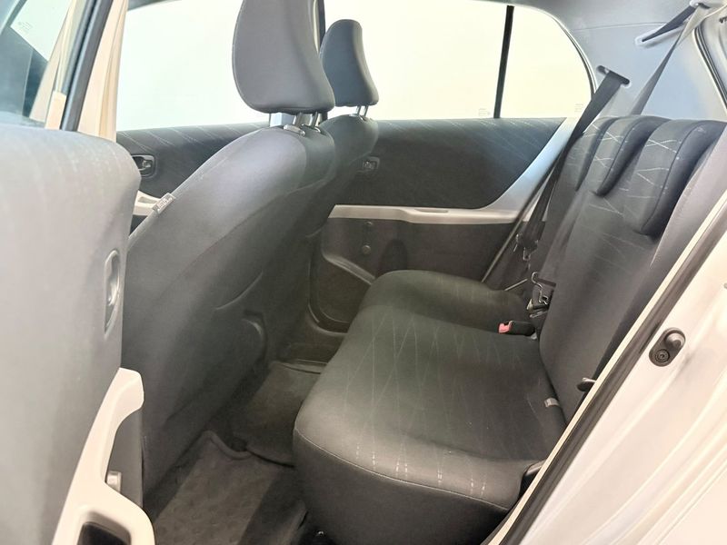 Toyota Yaris bild 12