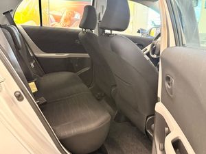 Toyota Yaris bild 11