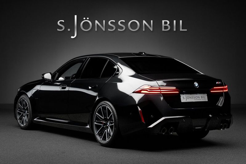 BMW M5 bild 2