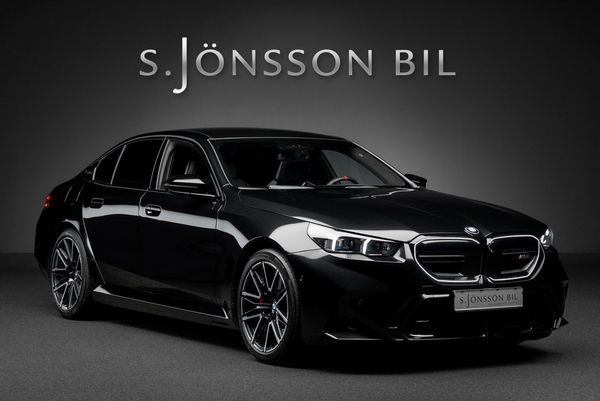 BMW M5 Tvåtons interiör - Silverstone Svart - 2025