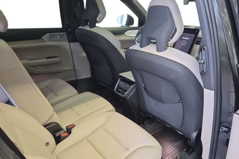 Volvo EX90 bild 9