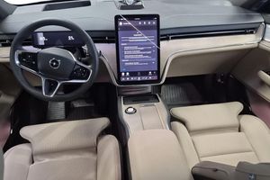 Volvo EX90 bild 10