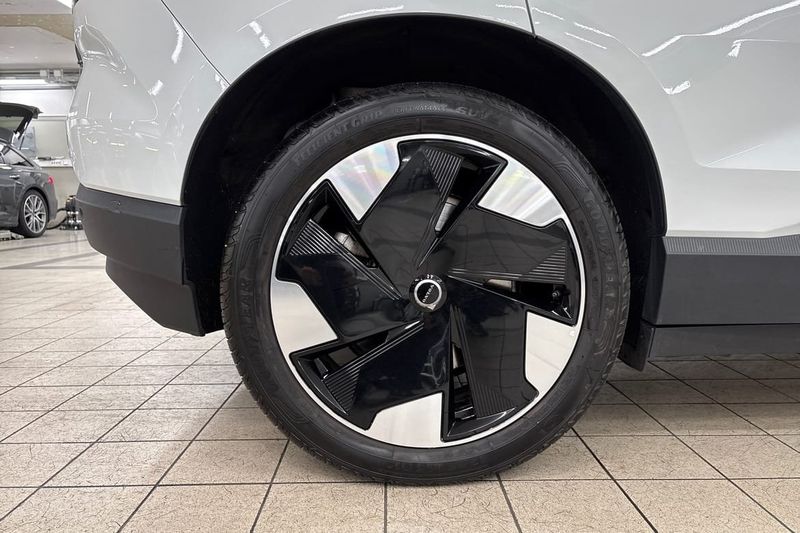 Volvo EX30 bild 17