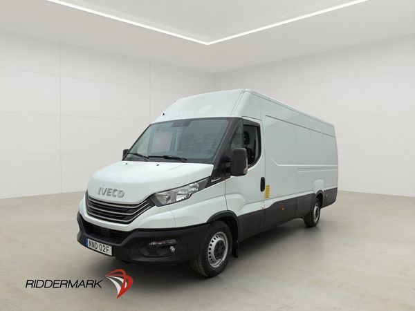 Iveco Daily L4H2 2.3JTD Värmare 3-Sits PDC Farthållare Moms - 2023