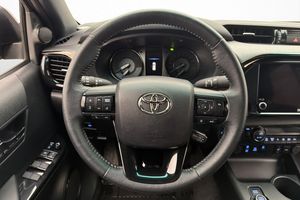 Toyota Hilux bild 14