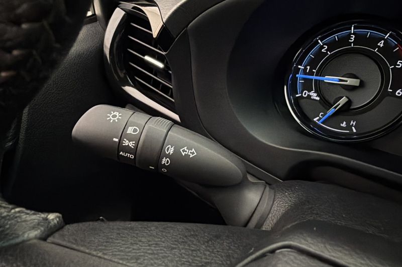 Toyota Hilux bild 16