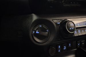 Toyota Hilux bild 26