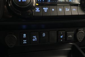 Toyota Hilux bild 25
