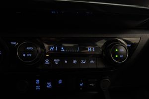 Toyota Hilux bild 24