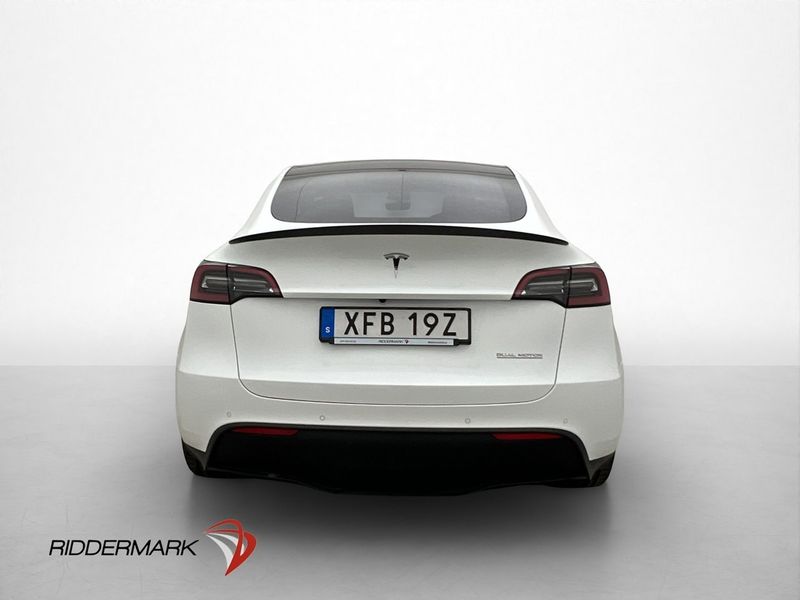 Tesla Model Y bild 8