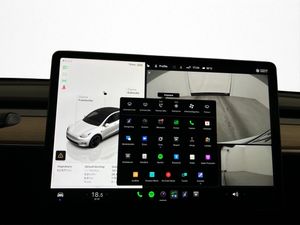 Tesla Model Y bild 22