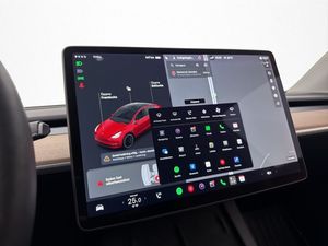 Tesla Model Y bild 18