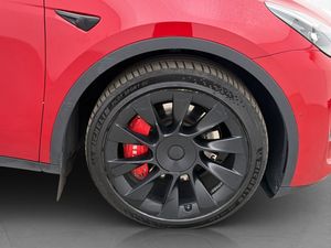 Tesla Model Y bild 31