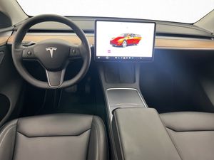 Tesla Model Y bild 13