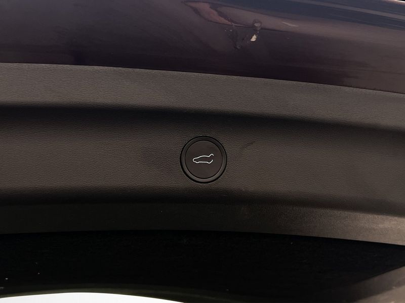 Tesla Model Y bild 29