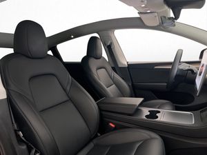 Tesla Model Y bild 14