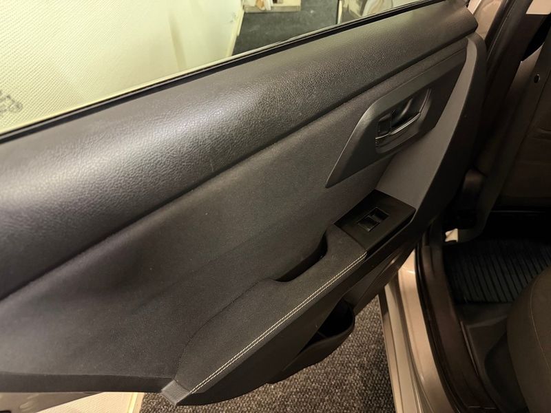 Toyota Auris bild 19