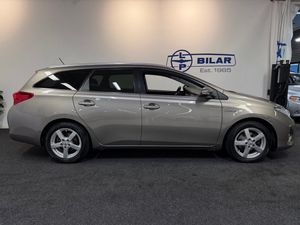 Toyota Auris bild 2