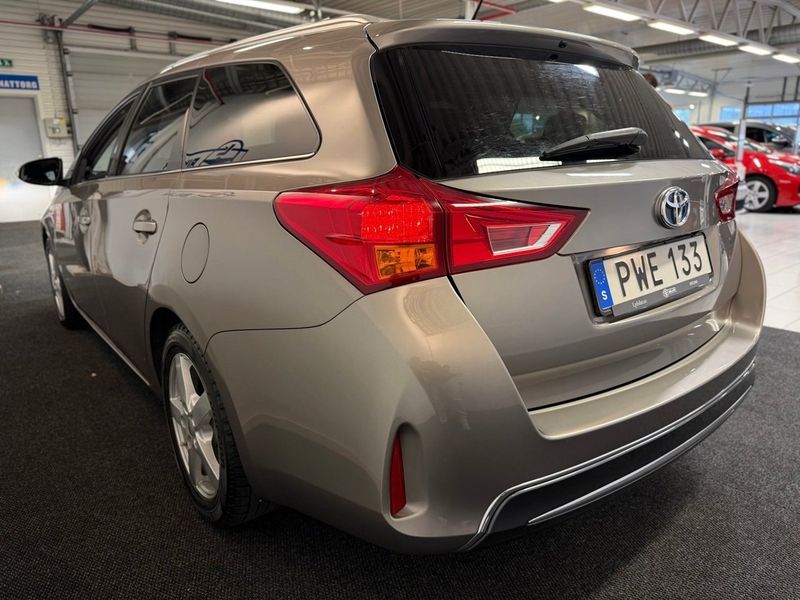 Toyota Auris bild 5