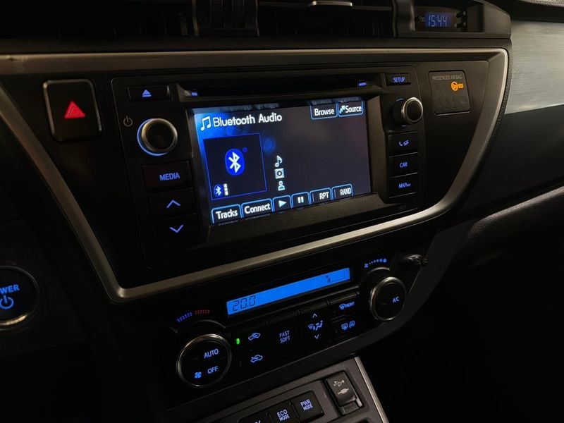 Toyota Auris bild 13