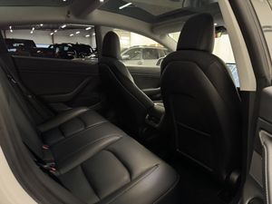 Tesla Model 3 bild 15
