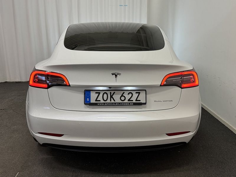 Tesla Model 3 bild 22
