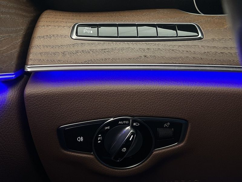 Mercedes E220 bild 17