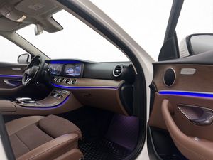Mercedes E220 bild 29