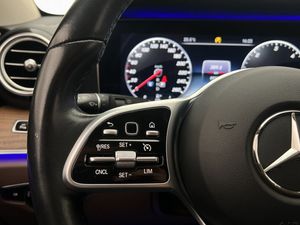 Mercedes E220 bild 18